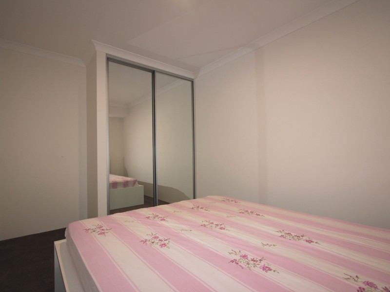 15 Finchley Way, Wellard WA 6170