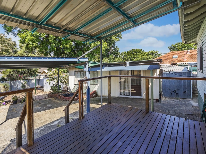 18 Ougden Way, Medina WA 6167