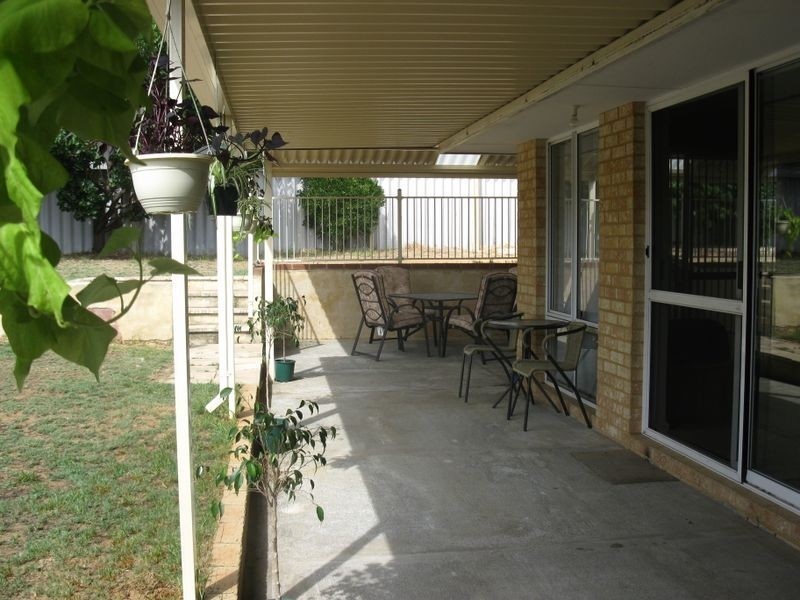 11 Murry Mews, Leda WA 6170