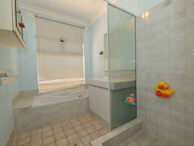 11 Murry Mews, Leda WA 6170