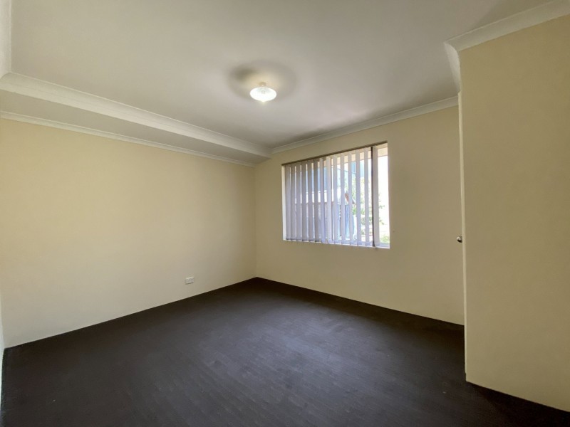 7 Greenstead Way, Wellard WA 6170