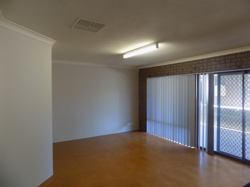 13 Tuart Place, Yangebup WA 6164