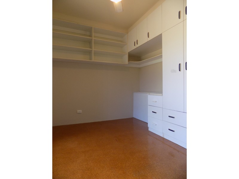 13 Tuart Place, Yangebup WA 6164