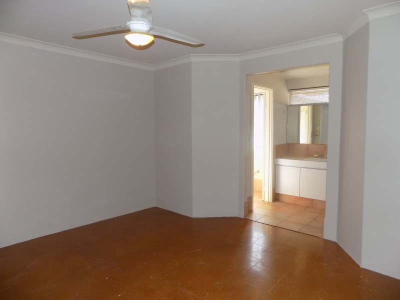13 Tuart Place, Yangebup WA 6164