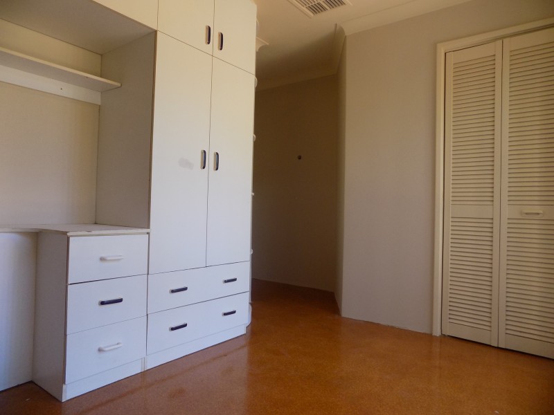 13 Tuart Place, Yangebup WA 6164