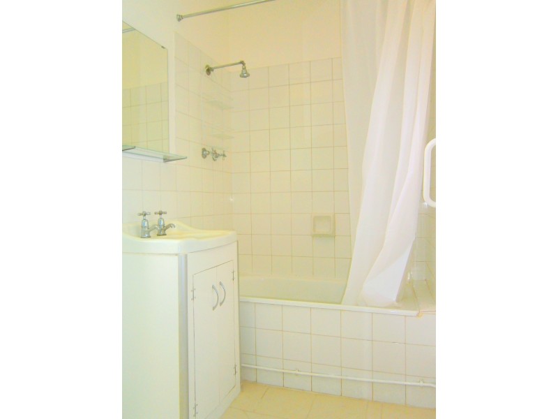 Unit 18/54 Christmas Avenue, Orelia WA 6167