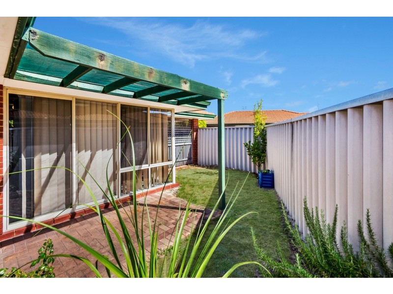 7/7 Greenlea Cresent, Warnbro WA 6169