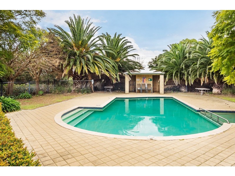 11/30 Kenton Way, Calista WA 6167