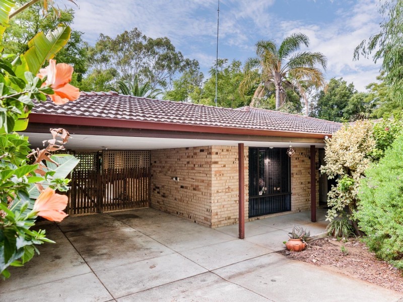 20 Judges Gardens, Leda WA 6170