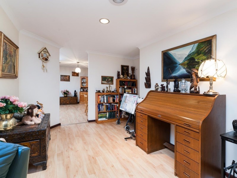 20 Judges Gardens, Leda WA 6170