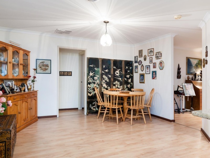 20 Judges Gardens, Leda WA 6170