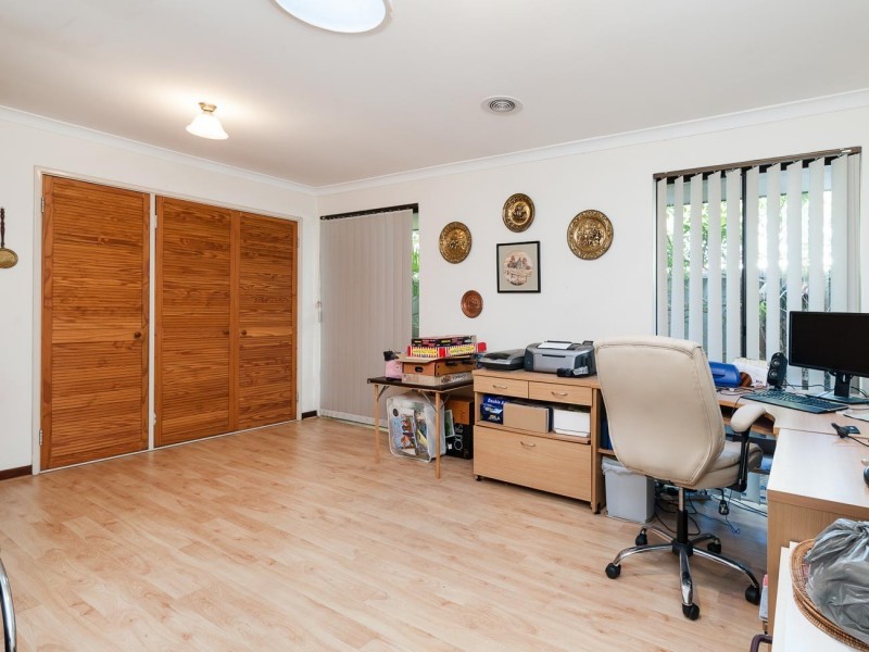 20 Judges Gardens, Leda WA 6170