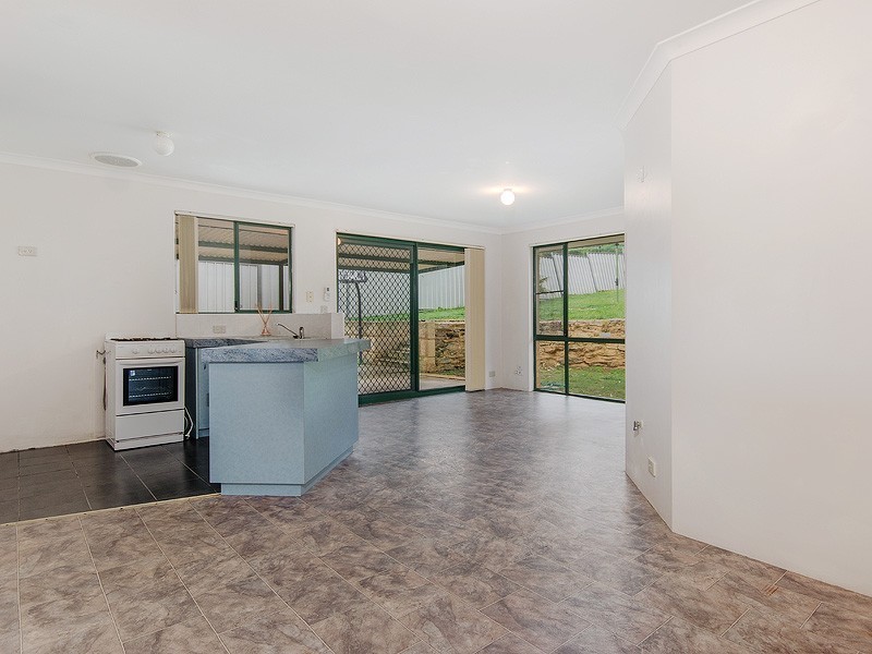 39 Heylmore Road, Medina WA 6167