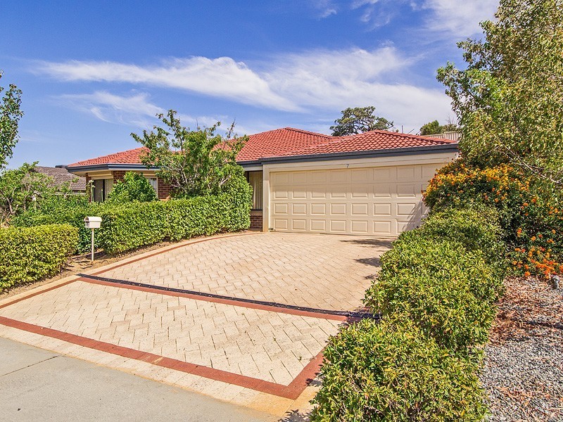 7 Nunney Road, Orelia WA 6167
