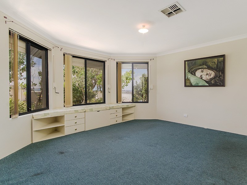 7 Nunney Road, Orelia WA 6167