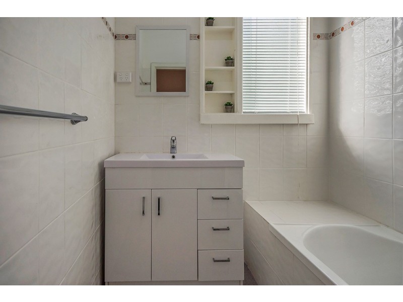 35 Hubbard Way, Medina WA 6167