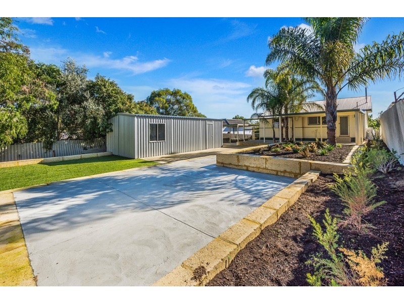 35 Hubbard Way, Medina WA 6167