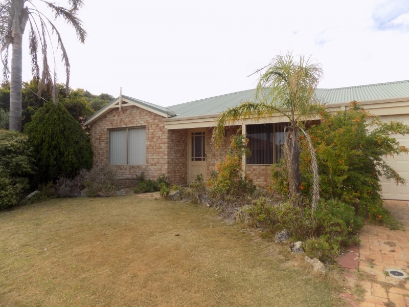 6 Enlie Lane, Warnbro WA 6169
