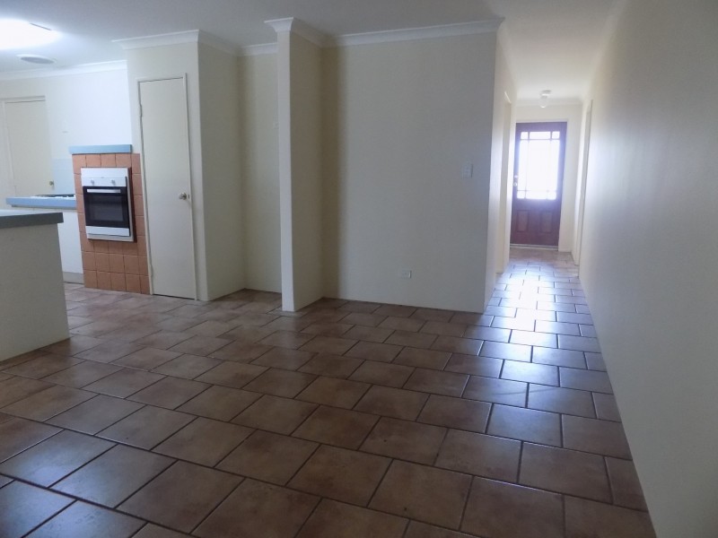 6 Enlie Lane, Warnbro WA 6169