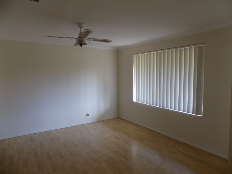 6 Enlie Lane, Warnbro WA 6169