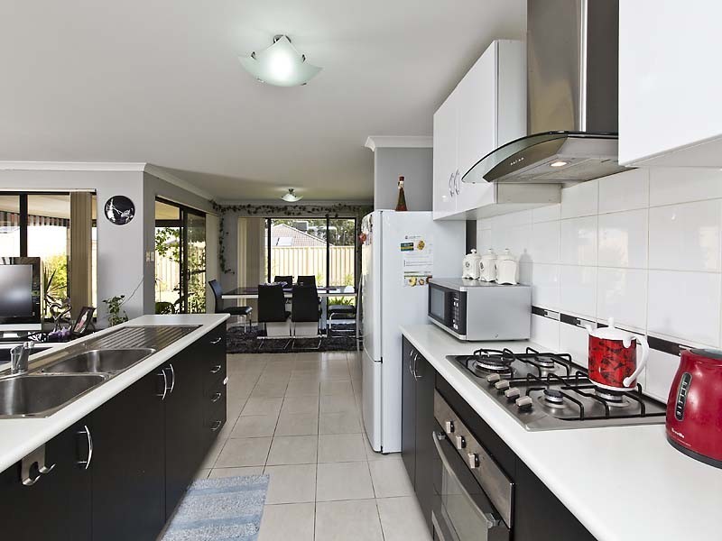 6 Camballin Loop, Bertram WA 6167