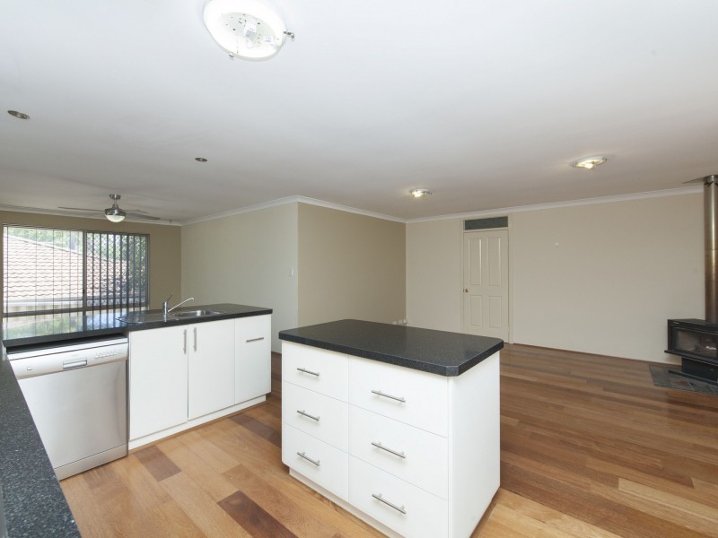 1 Cessford Close, Leda WA 6170