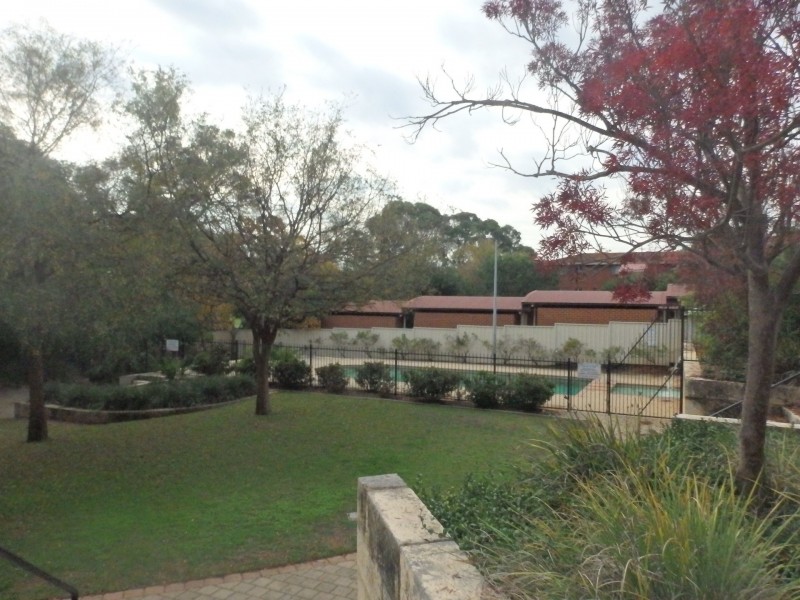 Unit 12/10 Prescott Place, Orelia WA 6167