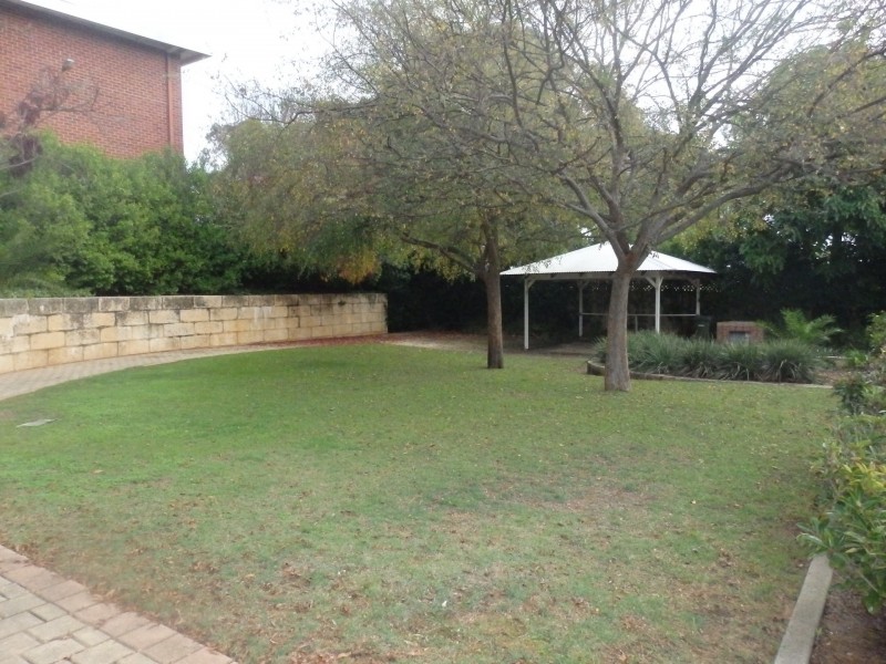 Unit 12/10 Prescott Place, Orelia WA 6167