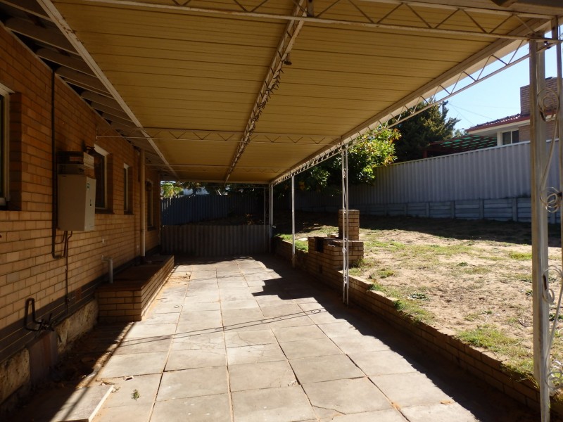 41 Christmas Avenue, Orelia WA 6167