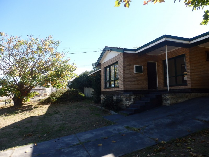 41 Christmas Avenue, Orelia WA 6167