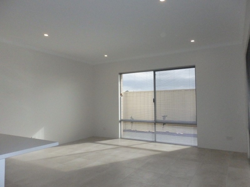 16 Durham Road, Aubin Grove WA 6164