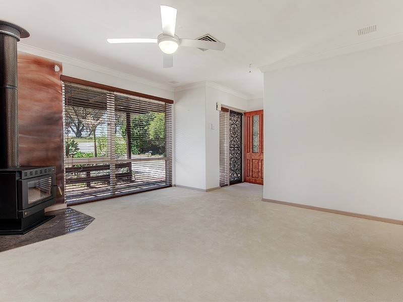 14 Harrison Way, Calista WA 6167