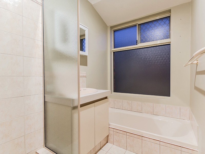 80 Nottingham Parkway, Orelia WA 6167