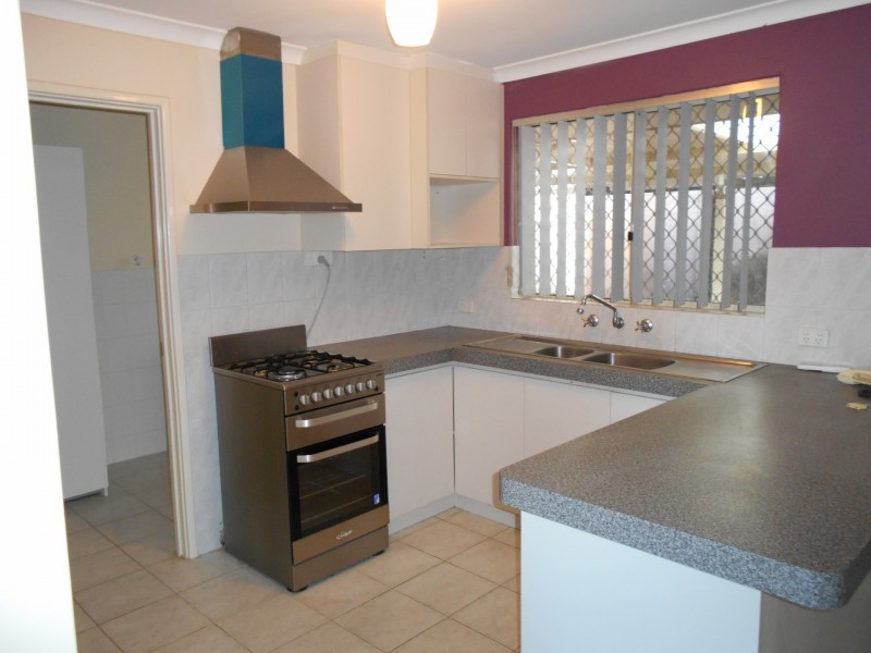 12/23 Edwards Street, Leda WA 6170