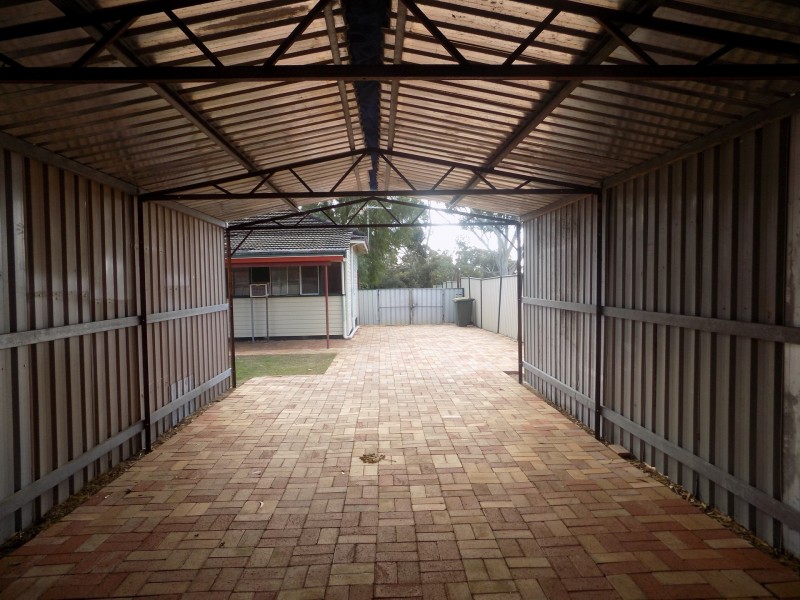 72 Bingfield Road East, Medina WA 6167