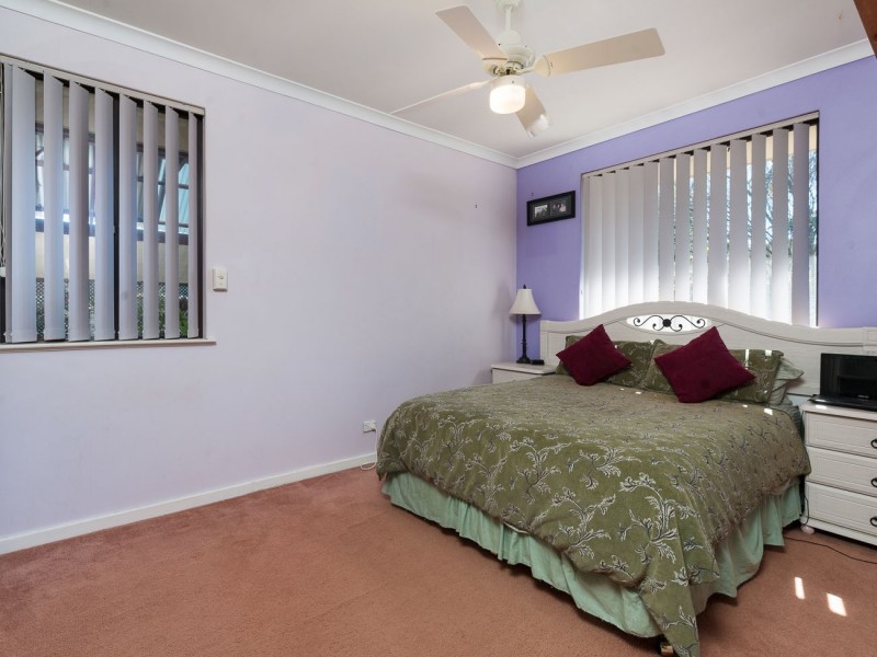 11 Blackboy Rise, Parmelia WA 6167