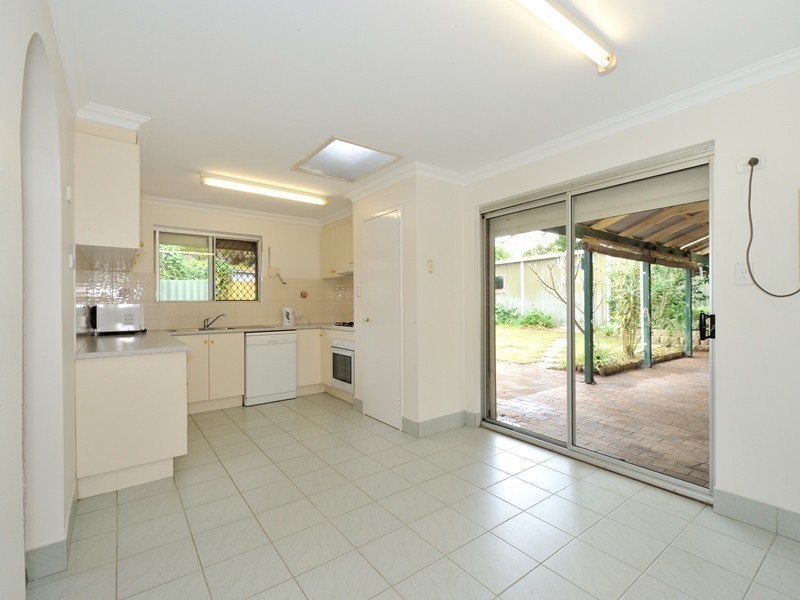 1 Walgreen Crescent, Calista WA 6167