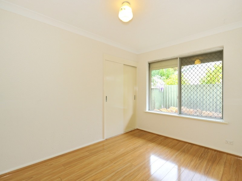 1 Walgreen Crescent, Calista WA 6167