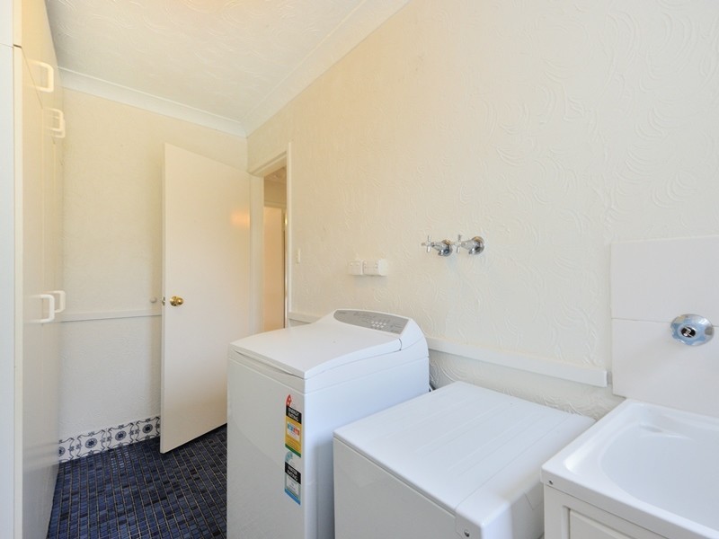 1 Walgreen Crescent, Calista WA 6167