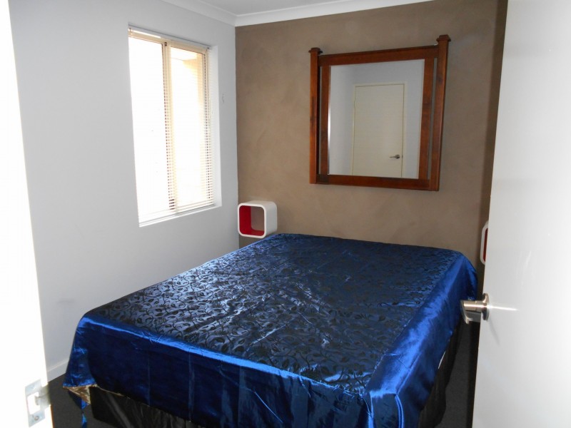 Unit 5/95 Millbrook Ave, Bertram WA 6167