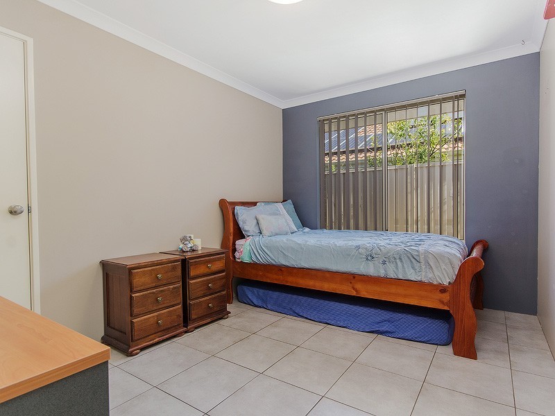 9 Waterfields Drive, Bertram WA 6167