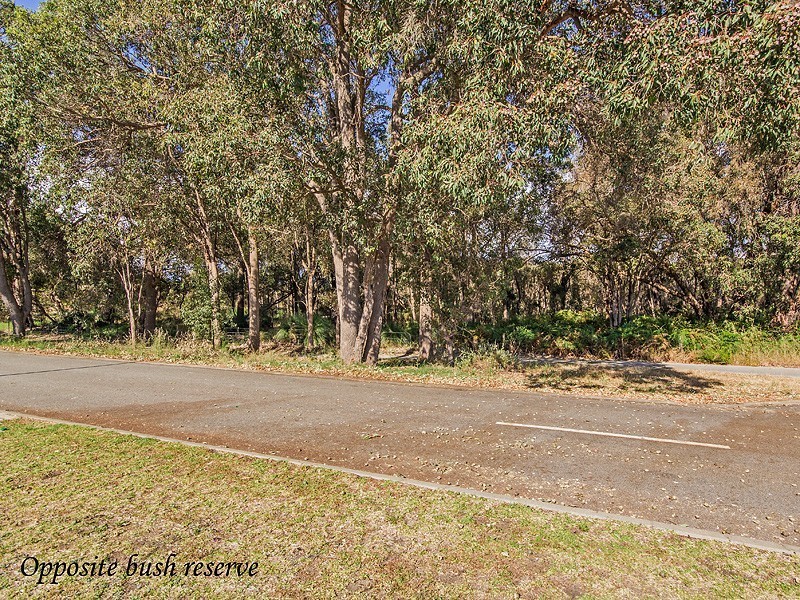 9 Waterfields Drive, Bertram WA 6167