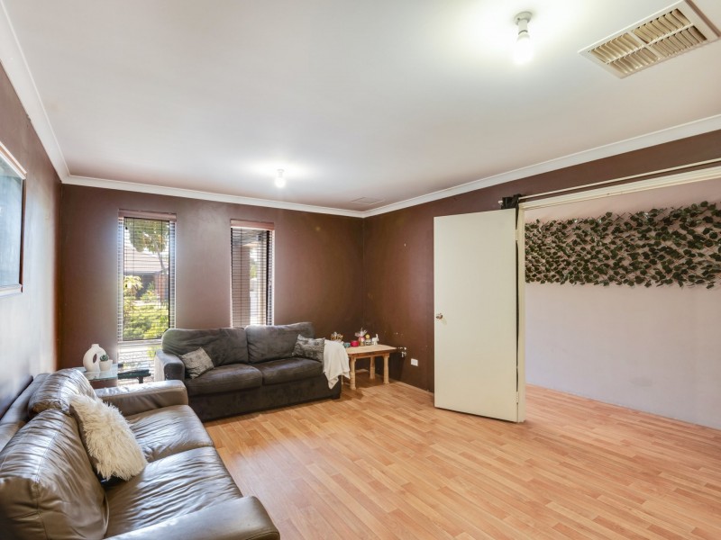 5 Axbridge Link, Leda WA 6170