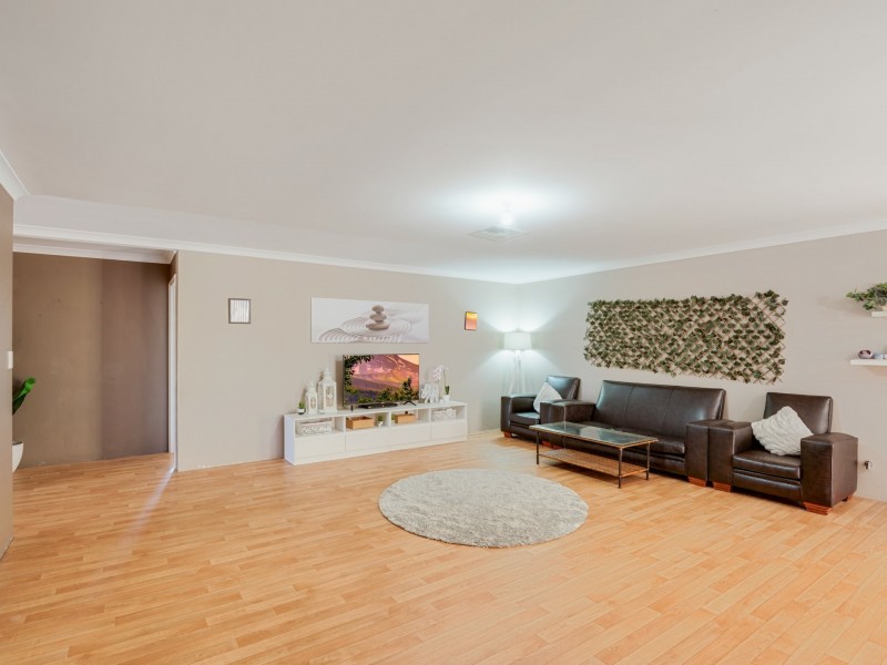 5 Axbridge Link, Leda WA 6170