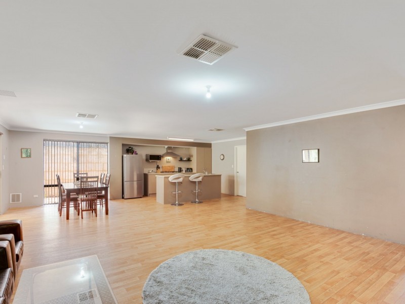 5 Axbridge Link, Leda WA 6170