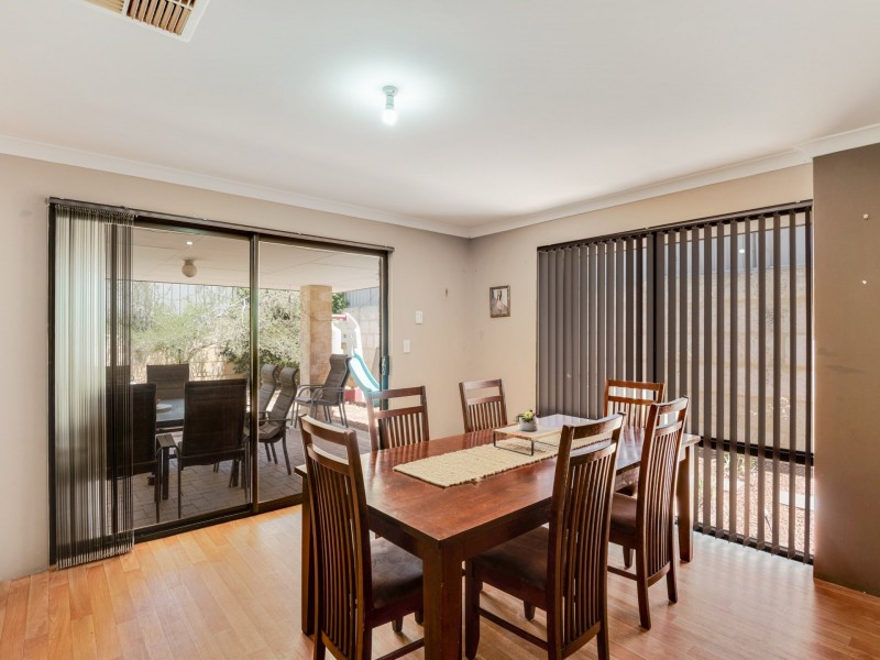 5 Axbridge Link, Leda WA 6170