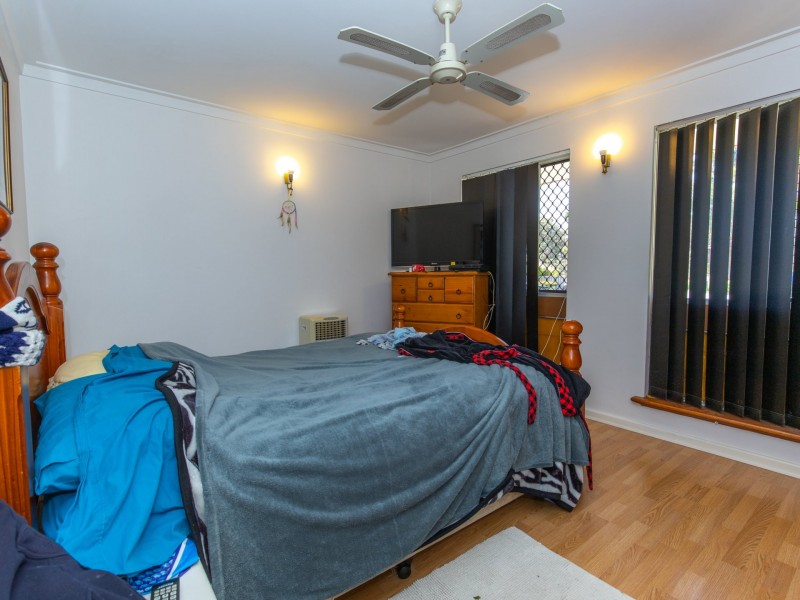 16 Dawson Way, Parmelia WA 6167