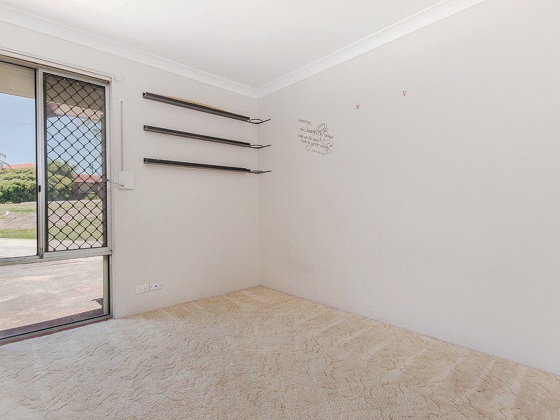 26 Chisham Avenue, Parmelia WA 6167