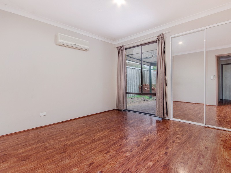 6 Perriam Close, Parmelia WA 6167