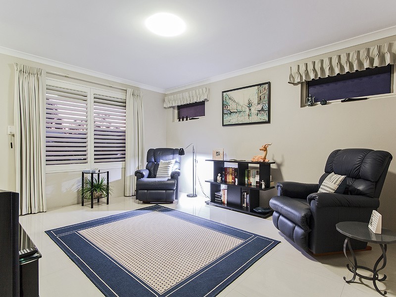 4 Cookham Green, Wellard WA 6170